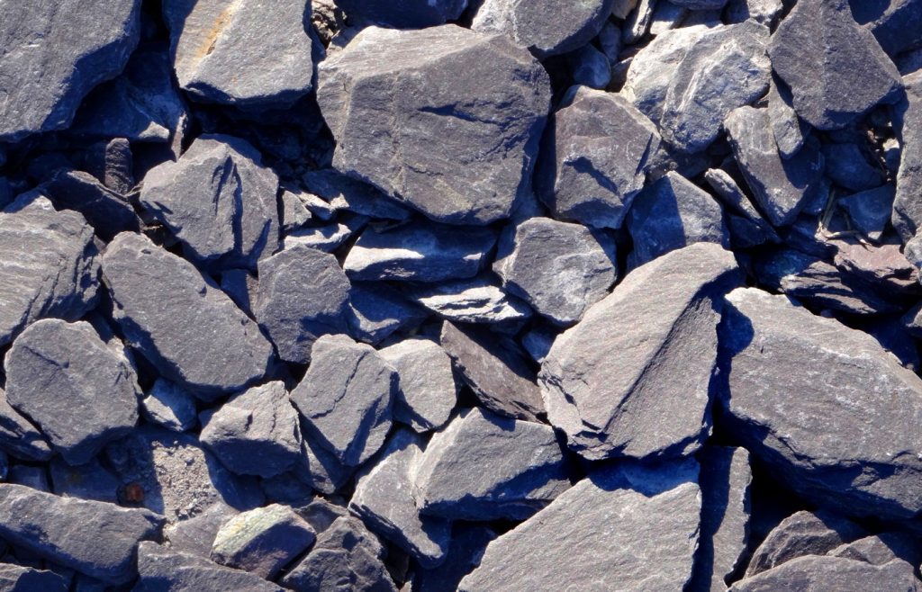 pourquoi utiliser paillage ardoise