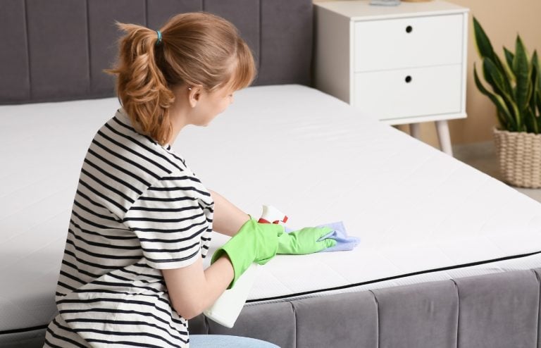 comment nettoyer un matelas en profondeur
