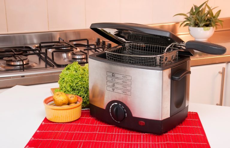 comment nettoyer une friteuse électrique très sale