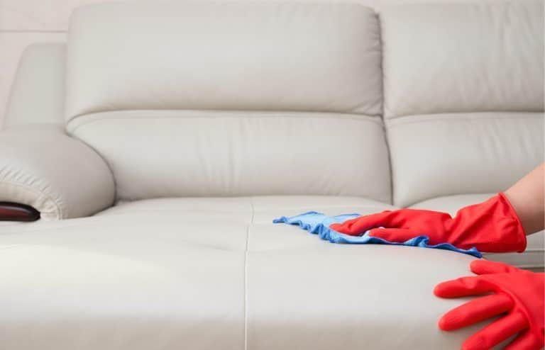 comment nettoyer un canapé en cuir