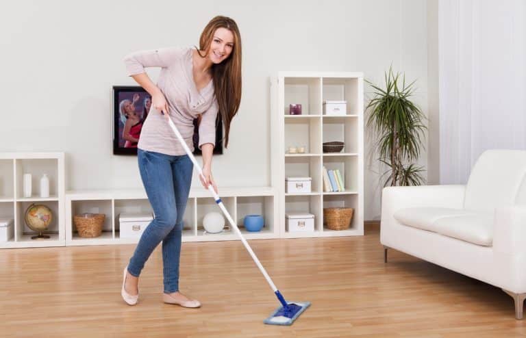 méthodes pour nettoyer votre parquet flottant