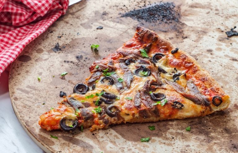 comment nettoyer une pierre à pizza