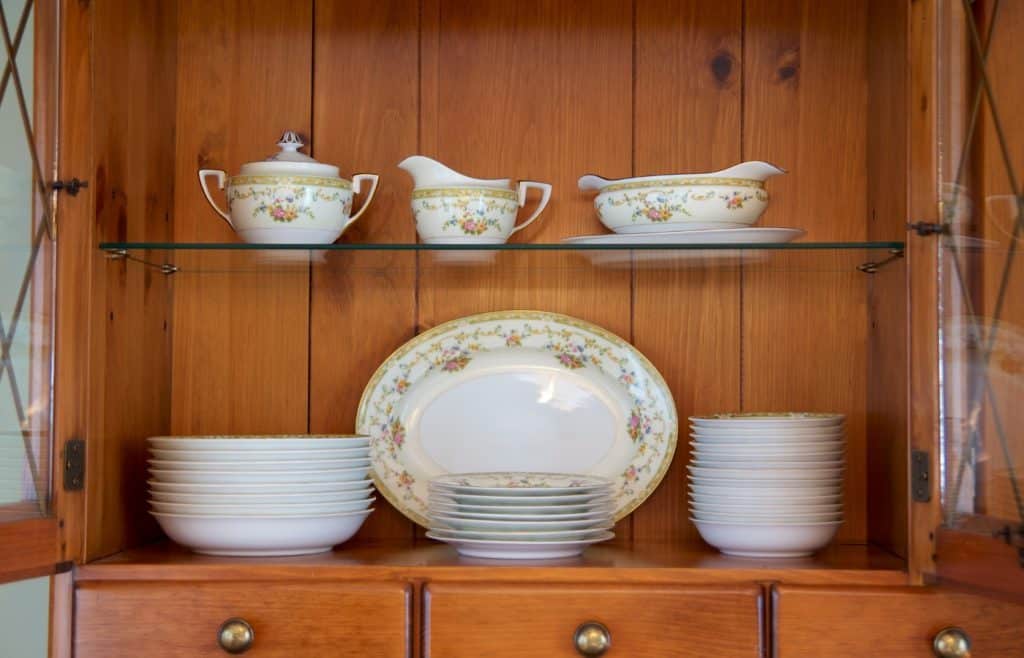 vaisselle en porcelaine nettoyer
