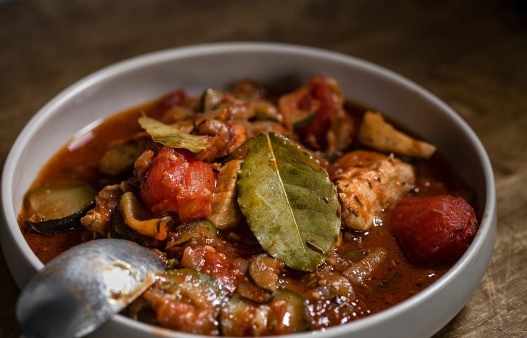 cuisine feuille laurier sauce