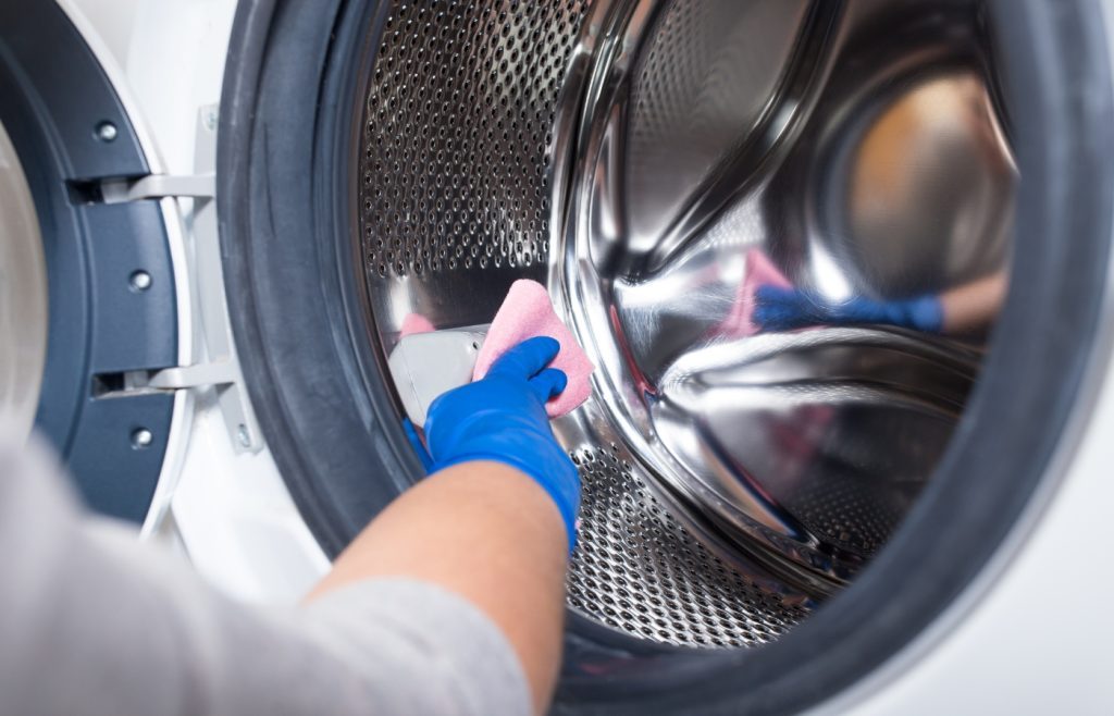 éliminer odeurs lave linge