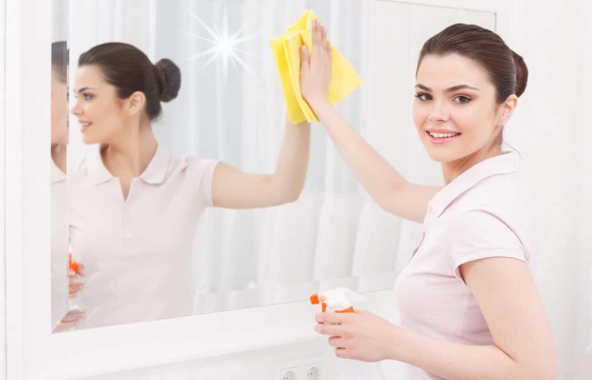 comment nettoyer un miroir sans laisser de trace