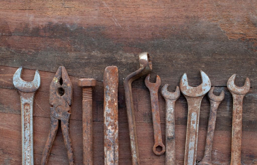 comment nettoyer outils rouillés