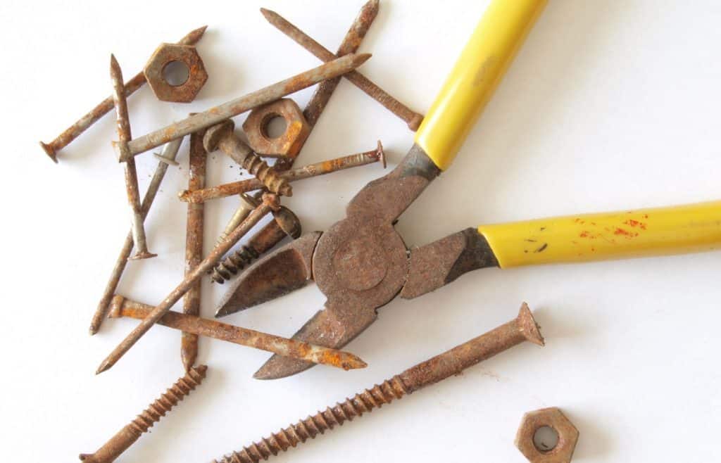 outils rouillés nettoyer