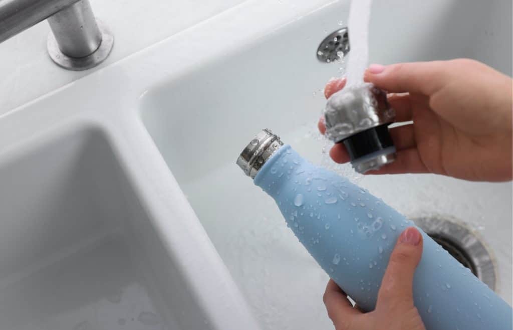 bien nettoyer gourde ou thermos