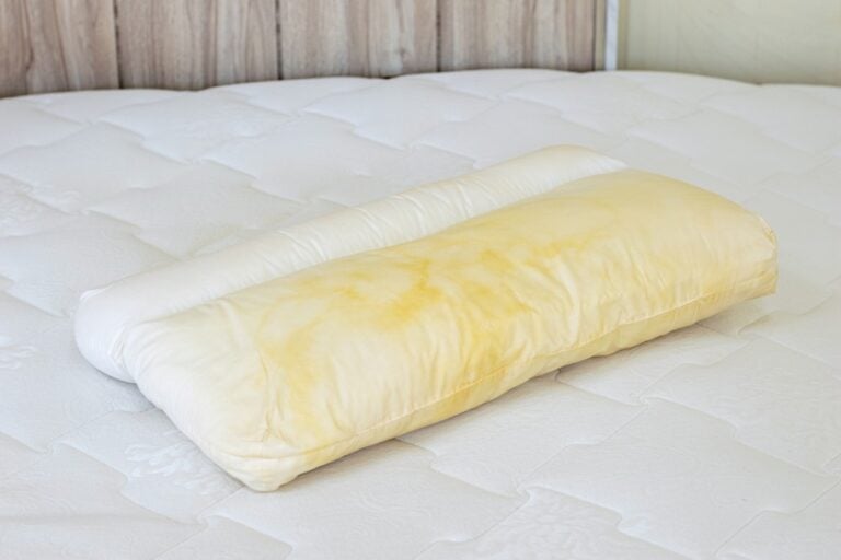 Astuce nettoyage matelas et oreillers
