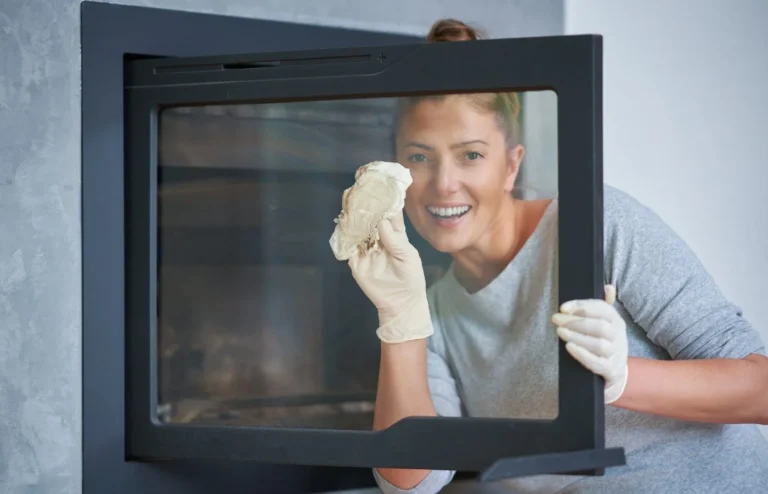 nettoyage vitre insert poêle cheminée