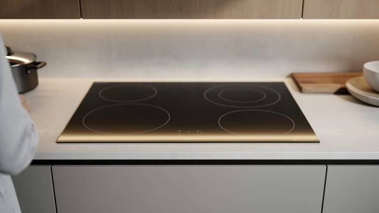 Brancher une plaque à induction sur une prise normale : est-ce vraiment possible ?